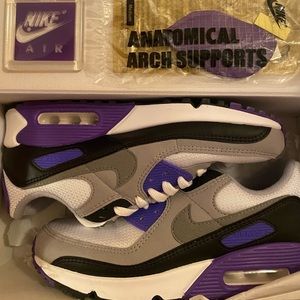 Women’s Nike Air Max 90 Sz 7.5